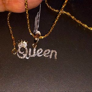 10k solid real gold not plated Real Si diamond Queen Crown necklace Not fake WOW